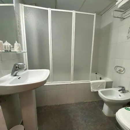 ホテル La Colina ヘリア