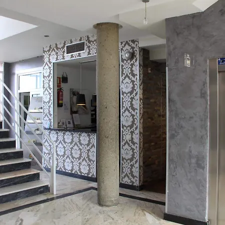 ホテル La Colina ヘリア