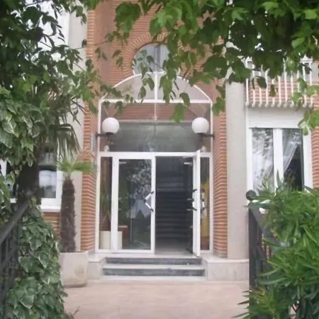 La Colina Hotel