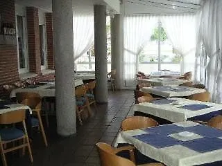 科里纳酒店 酒店